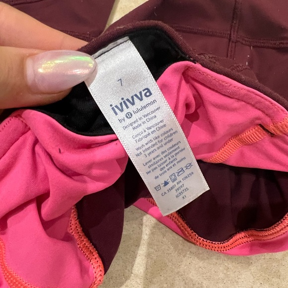 Ivviva girls size 7 burgundy leggings!!!!! - Picture 5 of 6